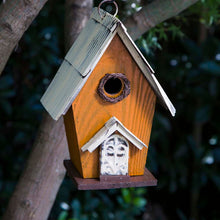 Load image into Gallery viewer, Glitzhome 10.63&quot;H Distressed Wooden Birdhouse
