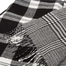 Load image into Gallery viewer, 60&quot;L*50&quot;W Acrylic Reversible Black/White Plaid Woven Throw 530g
